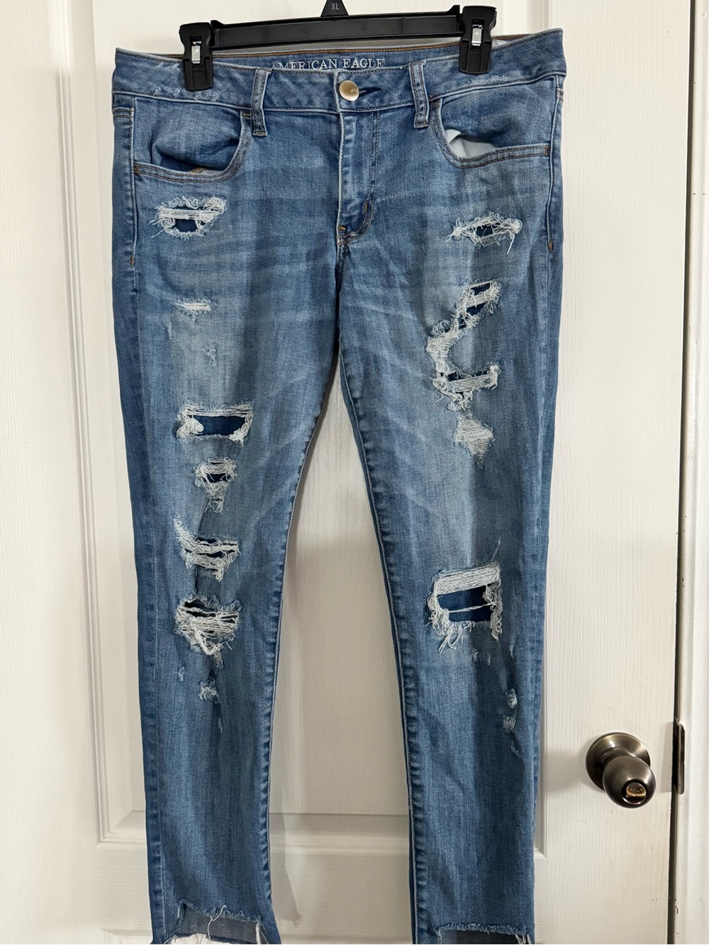 American Eagle Outfitters Distressed Light Blue Skinny Jeans